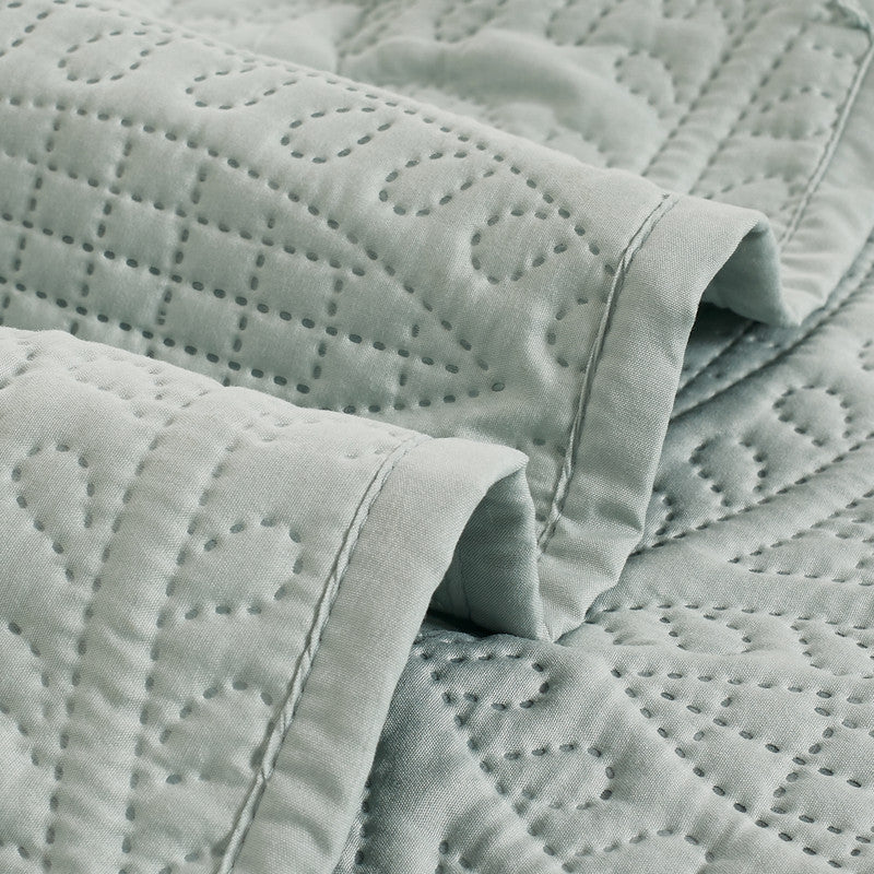 Lisbon Quilted 3-Piece Embossed Coverlet Set (Sage Green, Queen/King)