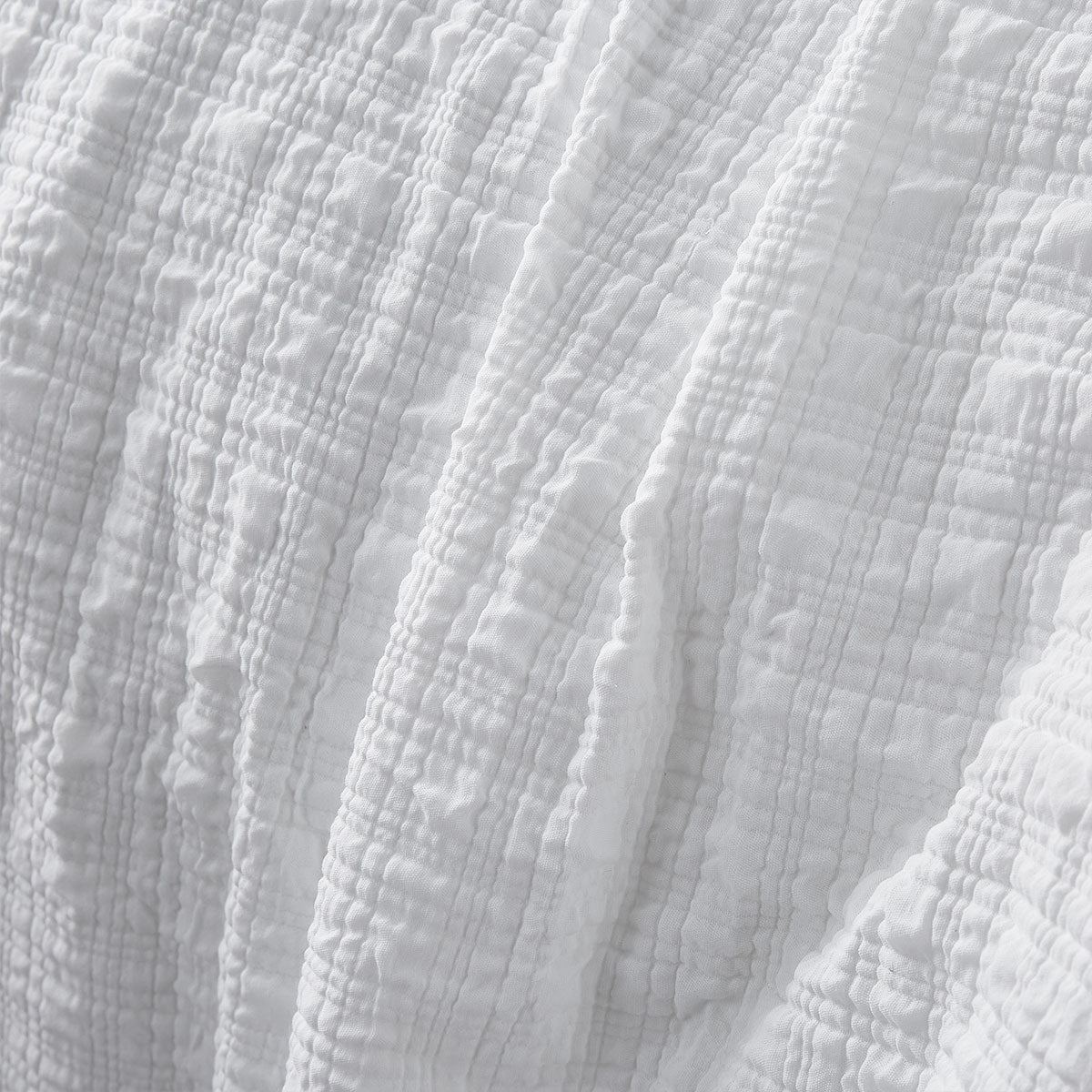Accessorize Augusta White Ruched Quilt Cover Set Queen