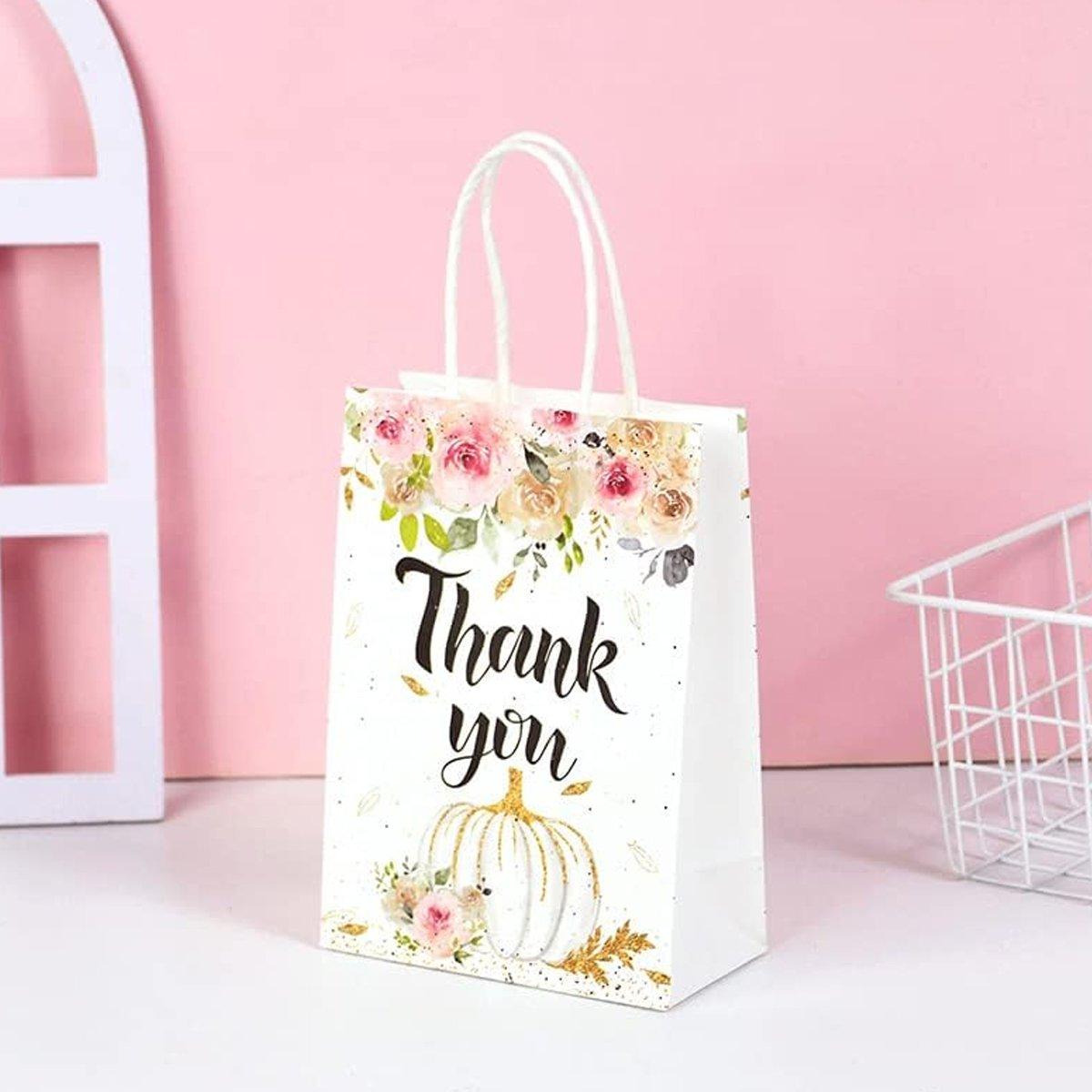 30pcs Printed Gift Bags Holiday Packaging Tote Gift Bags for Christmas Party